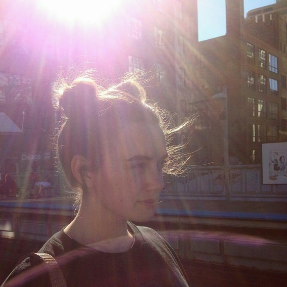 Meet your Posher, Alyssa - Picture 1 of 1